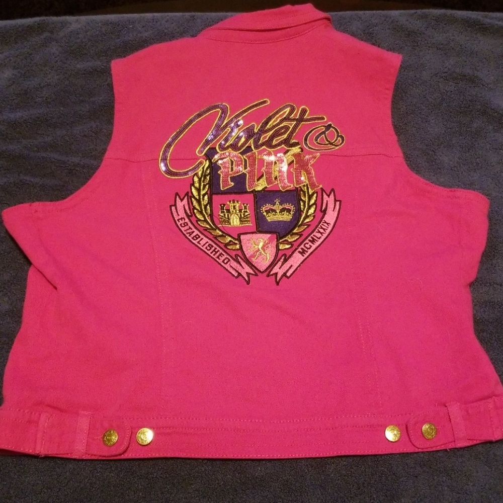 Vest - Picture 2 of 2